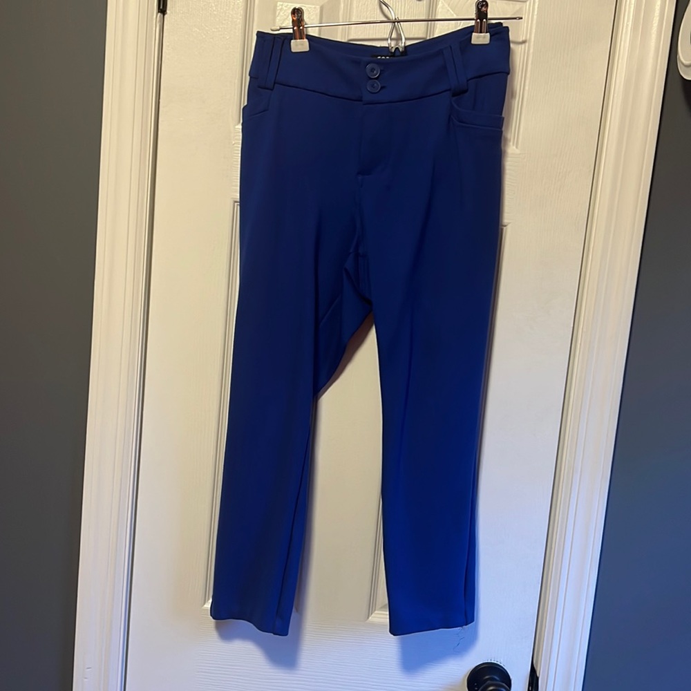 Torrid Bright Blue Capri Pants - Size 18